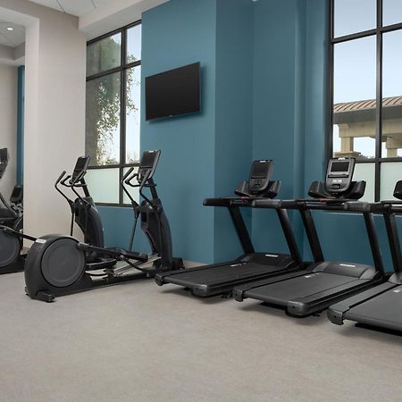 Embassy Suites Springfield Ngoại thất bức ảnh