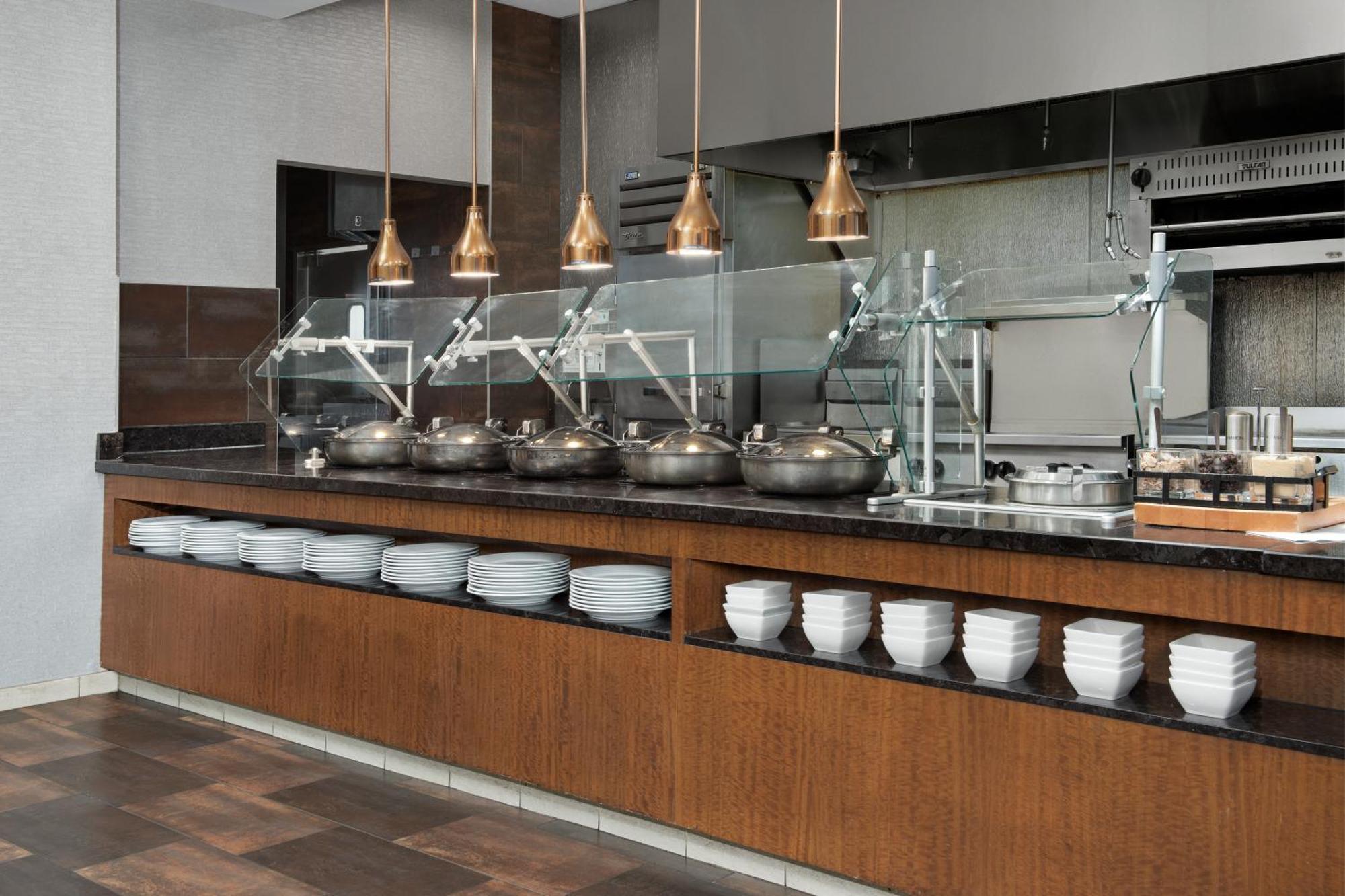 Embassy Suites Springfield Ngoại thất bức ảnh